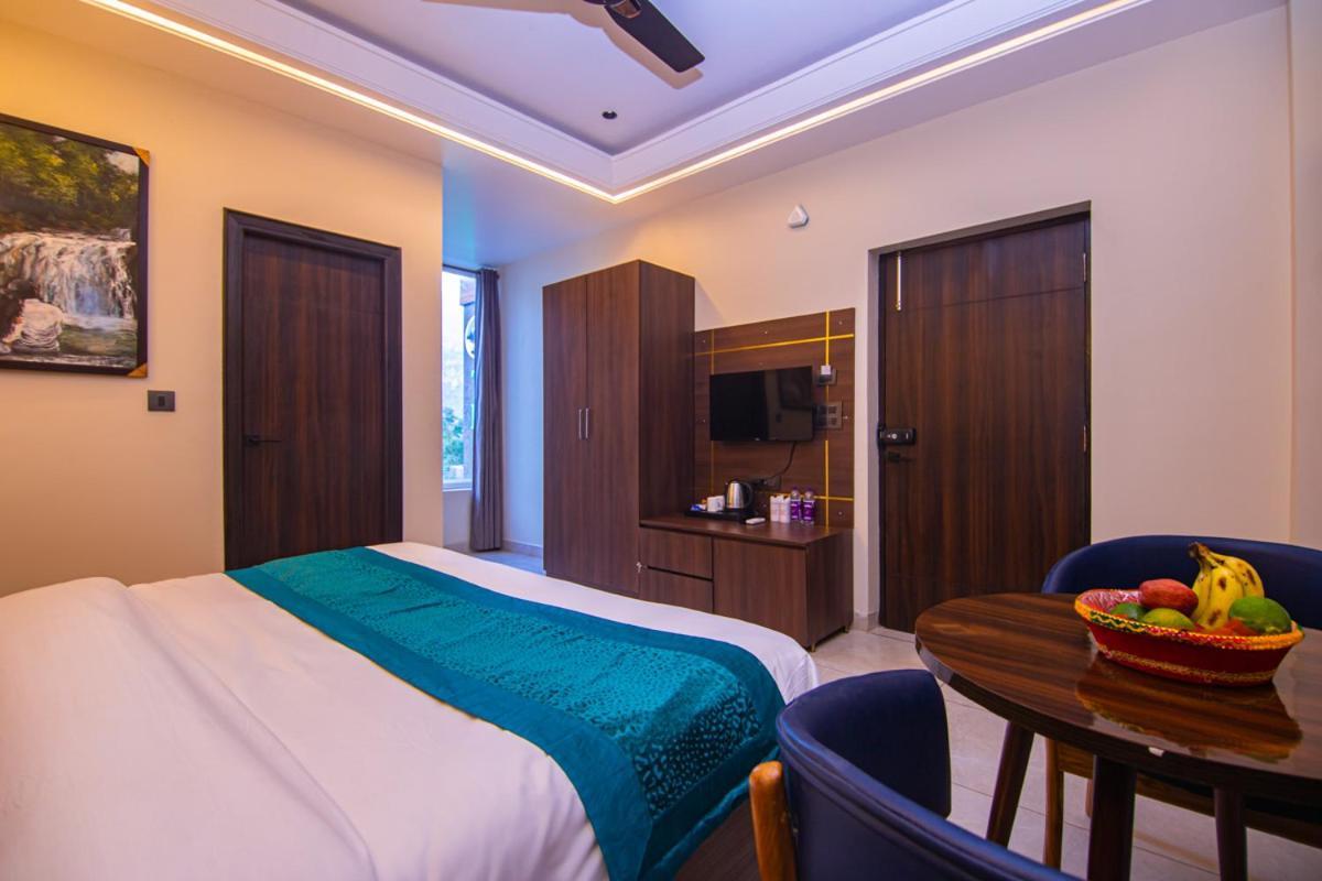 Hotel Lords Valley Risikés Kültér fotó